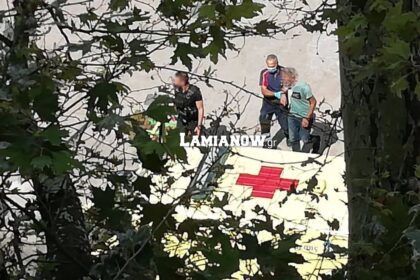 πλατεια λαου33