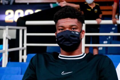 giannis antetokounmpo