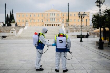 greece lockdown