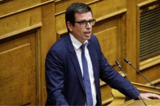 Ο Δημήτρης Καιρίδης σε τηλεοπτική εμφάνιση στον ΣΚΑΪ