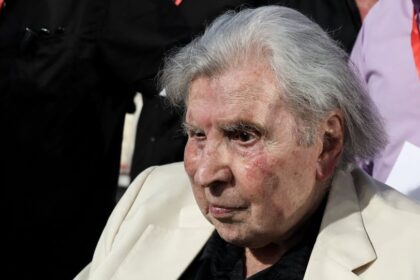 mikis theodorakis