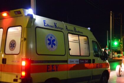 ΑΣΘΕΝΟΦΟΡΟ 696x550 1