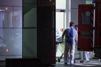 074729