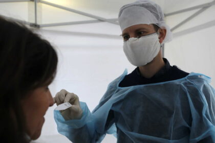 coronavirus 3 1 2048x1455 1