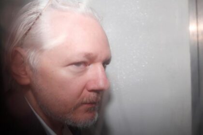 julian assange