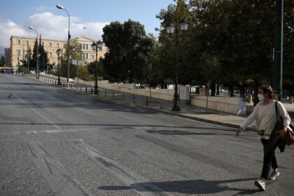 syntagma lockdown 2048x1365 1
