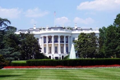 w24 61227w23173142Whitehouse5