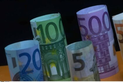 xrimata forologia 2 2048x1407 1