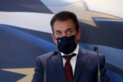 yannis vrouysis main