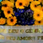 Πελέ Μαραντόνα στεφάνι λαϊκό προσκύνημα κηδεία 741x486 1