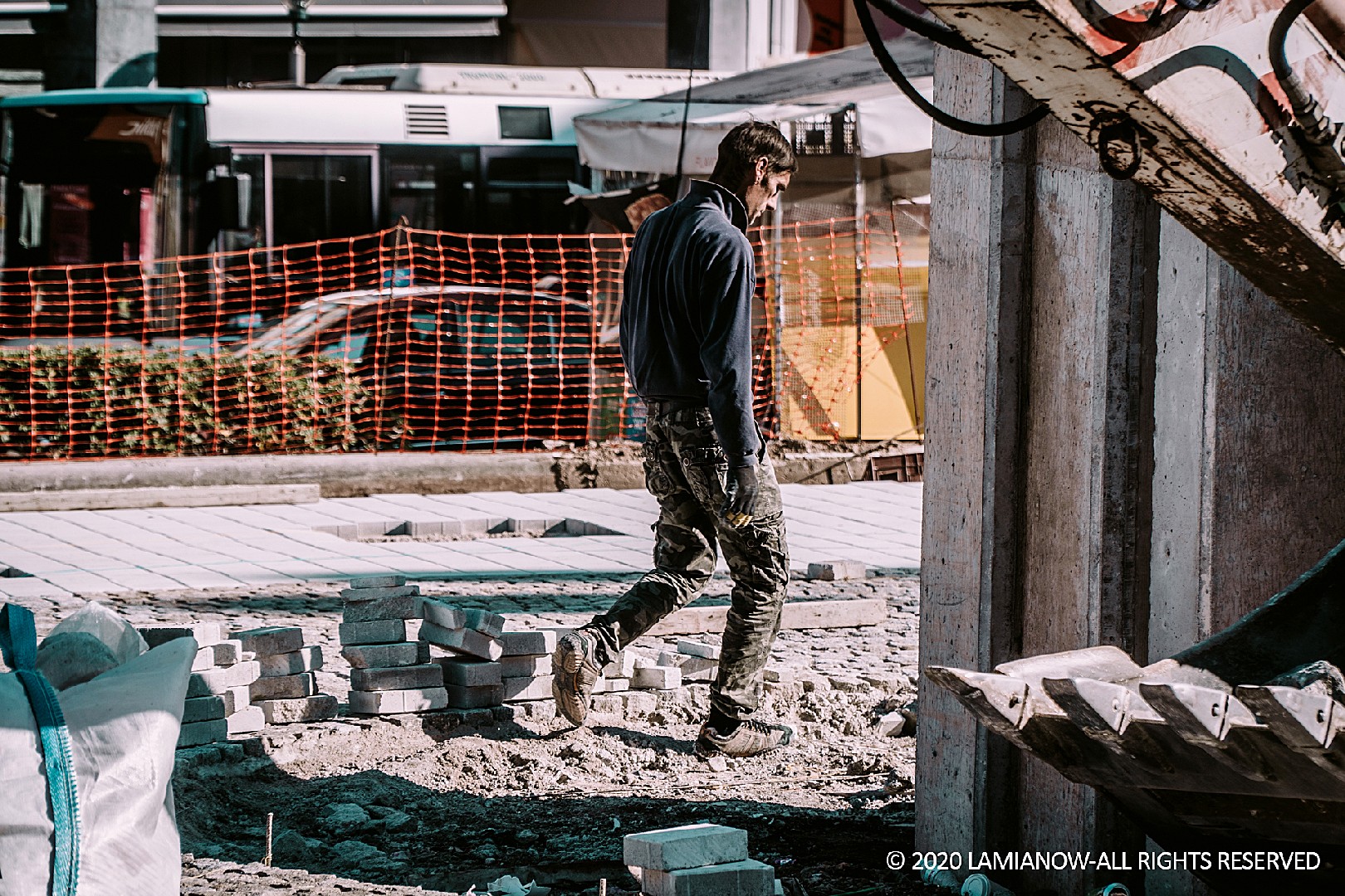 πλατεια παρκου εργατες 9