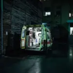 perasa duo nuxtes mesa se ena asthenoforo tou ekab body image 1453808160 size 1000