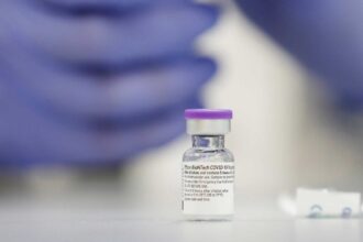 pfizer vaccine12 2048x1365 1