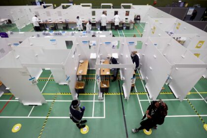 vaccinecenter1 2048x1237 1