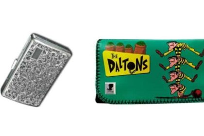 θηκη εκτος 1