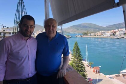 2bcab76b e40b 4a6a b94d 5f83348189e3