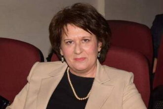 ΜΠΕΝΙΑΤΑ ΕΛΕΝΗ