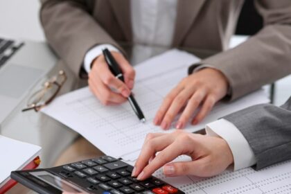 61a5f3a4c0cc422db13a685981acbb49