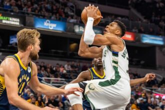antetokounmpo bucks 2048x1365 1