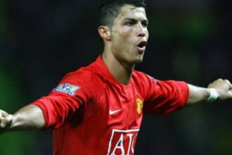 cristiano ronaldo manchester united 1biulgy2sh8qb1knr5gmecxe3m 768x512 1