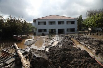 evia5 2048x1406 1