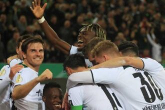gladbach r 2710 1 1536x1028 1