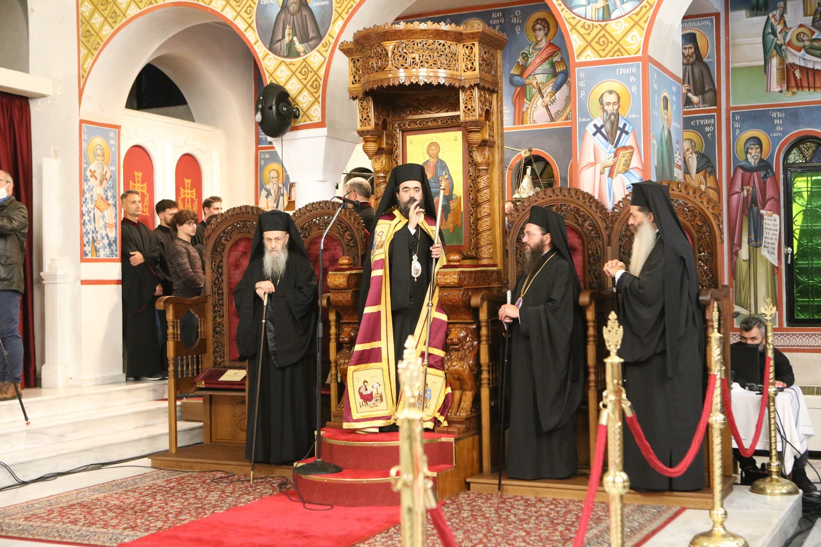 αγιος λουκας1 8