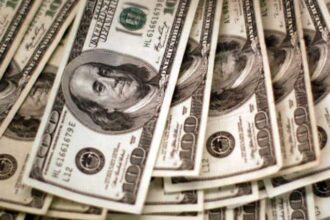 dollar r 3007 1 1200x833 1