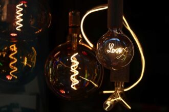 lampes reuma reuters1 2048x1365 1