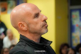 επιπεδο ξενακης 6