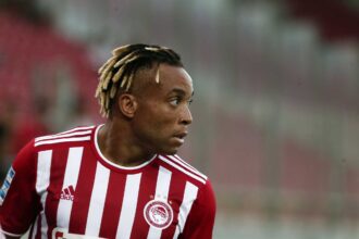 KOYNTE OLYMPIAKOS 2048x1400 1