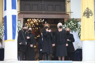 papoulias akolouthia 1