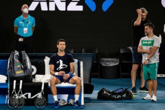 djokovic bench 2048x1366 1