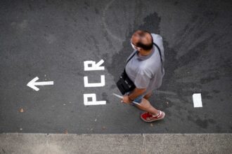 pcrtest man 2048x1365 1