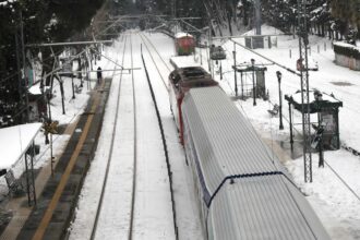 treno 1 2048x1406 1
