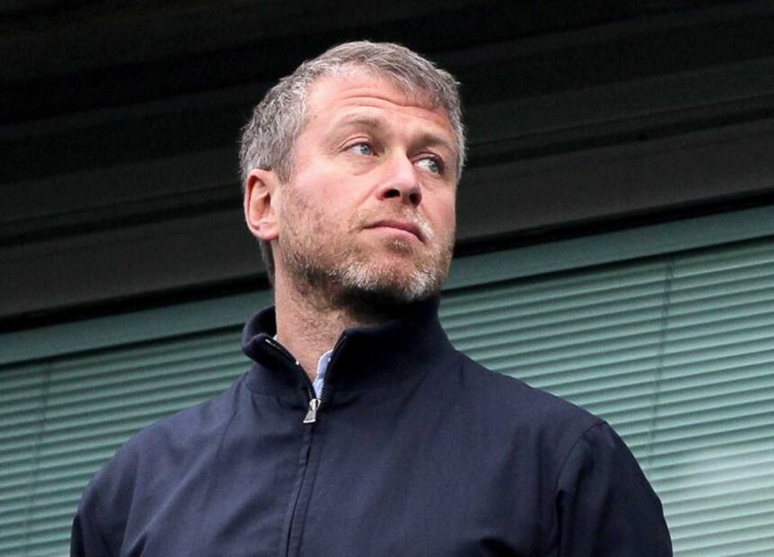 ABRAMOVIC APE 1536x1106 1