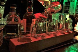 bar