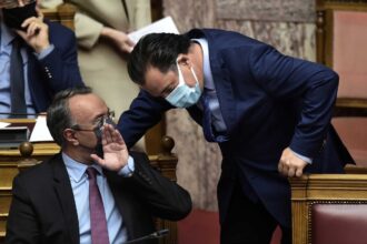 staikouras georgiadis vouli 2048x1427 1