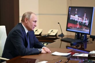 putin grafeio1 2048x1359 1