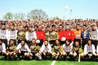 aek12