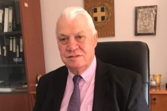 Υπερήφανος 1