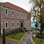 μουσειουπατης