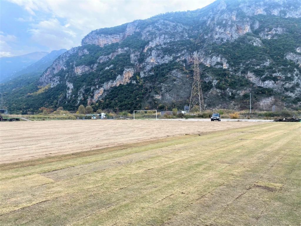 ΓΗΠΕΔΟ ΚΑΜΕΝΩΝ ΒΟΥΡΛΩΝ 06