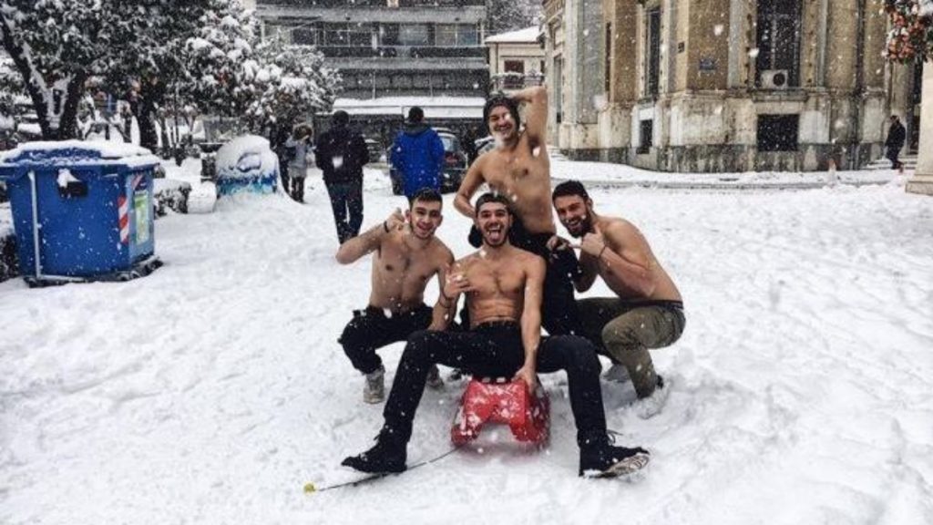χιονιλιμπερτι
