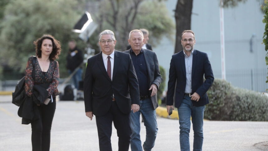 κουτσουμπαςγραβατα