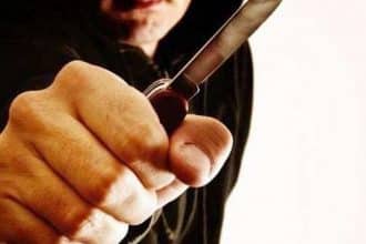 , Μαθητής πήγε στο σχολείο με μαχαίρι – Τρόμος για συμμαθήτριά του
