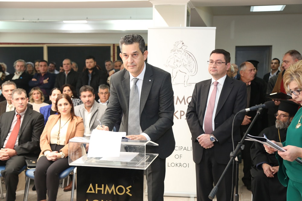 Πρόεδρος Δημοτικού Συμβουλίου κ. Δημήτριος Νικολάου