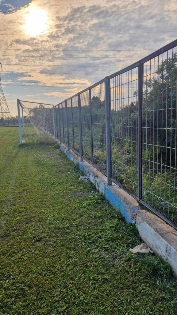 Γήπεδο ΡΟΔΙΤΣΑ αποκατάσταση περίφραξης 4 1