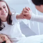 girl cancer hospital 1009661044