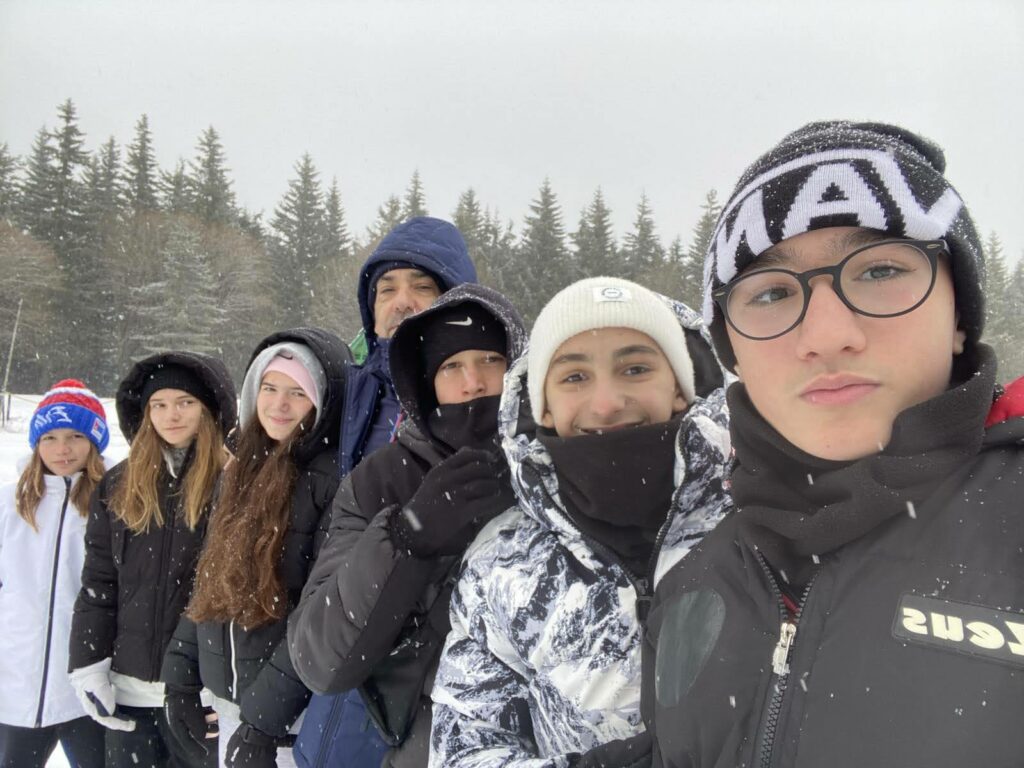 ΒΟΛΤΑ ΣΤΑ ΧΙΟΝΙΑ